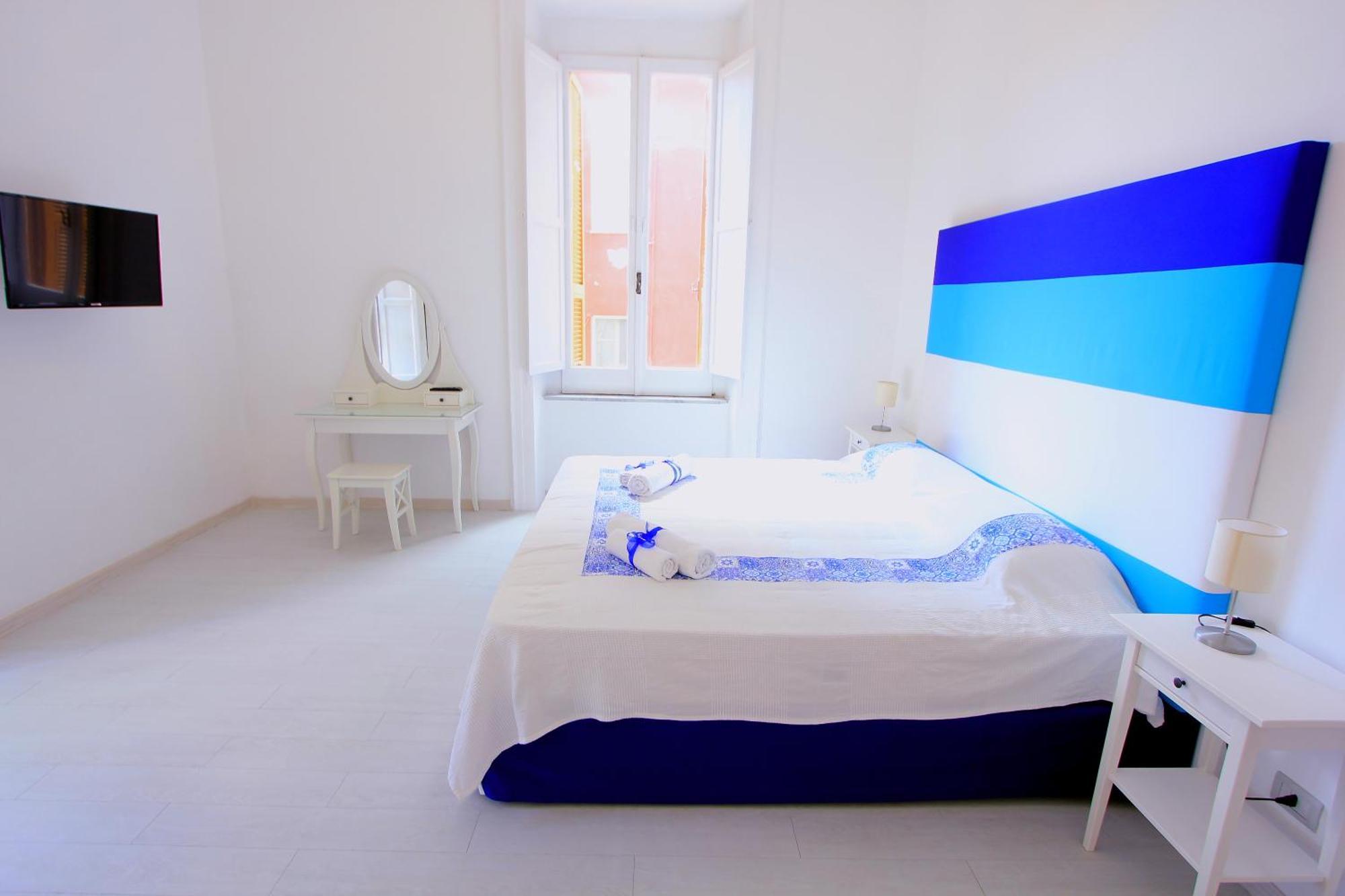 B&B Vitruvio Suites Formia Phòng bức ảnh