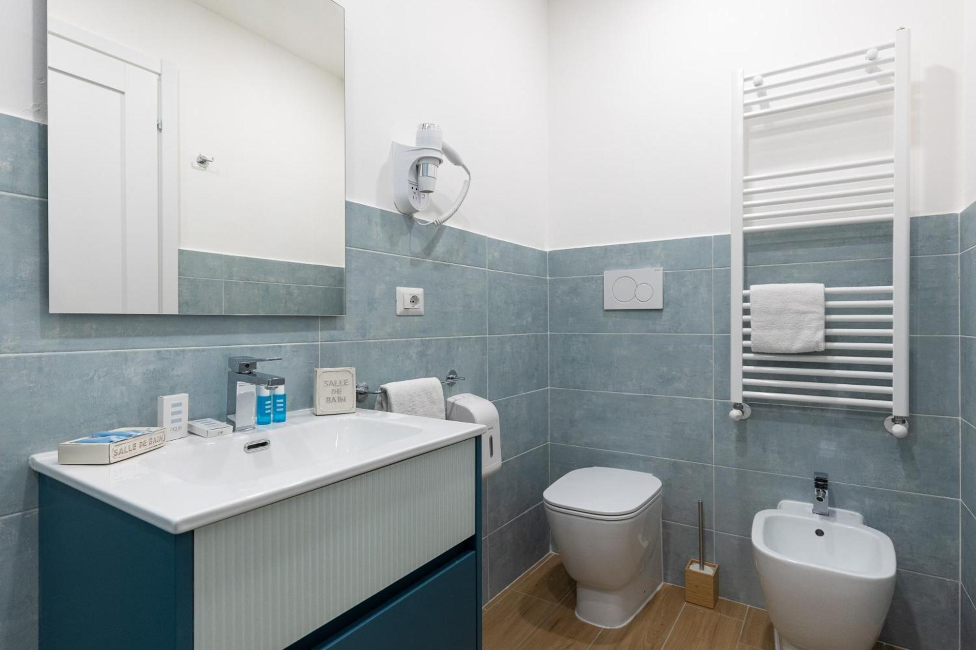 B&B Vitruvio Suites Formia Ngoại thất bức ảnh