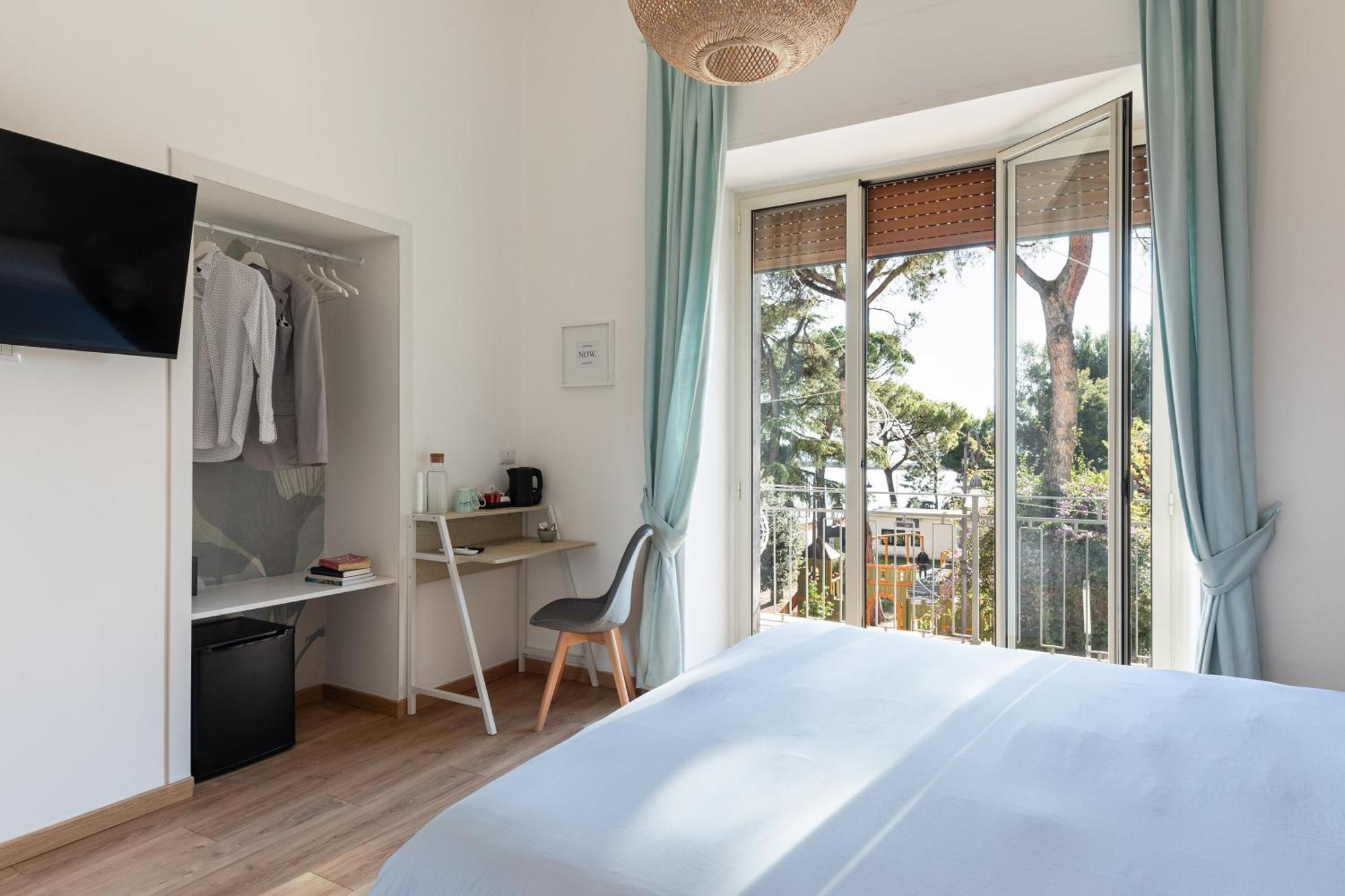 B&B Vitruvio Suites Formia Ngoại thất bức ảnh