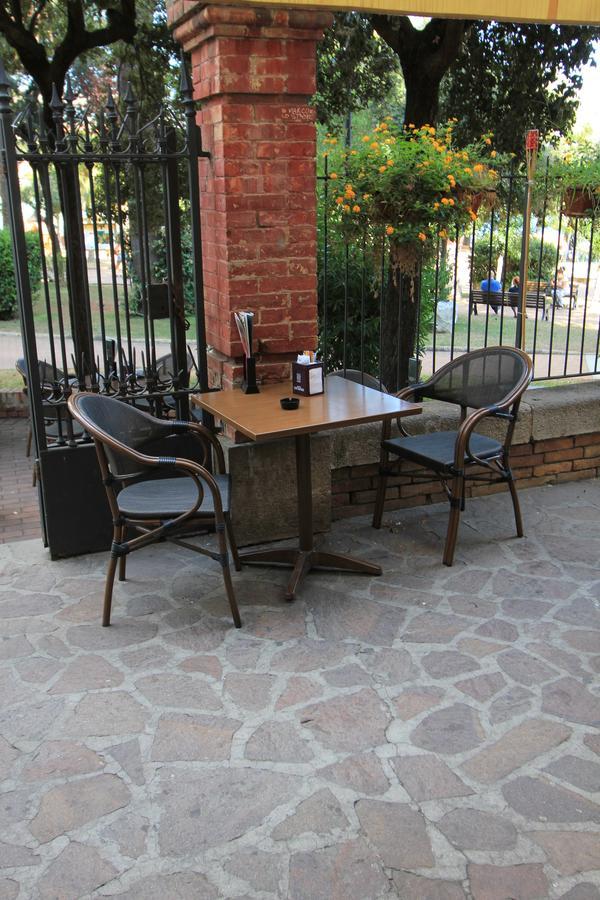 B&B Vitruvio Suites Formia Ngoại thất bức ảnh