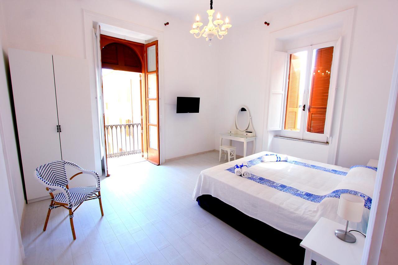 B&B Vitruvio Suites Formia Ngoại thất bức ảnh